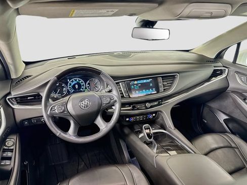Used 2019 Buick Enclave Avenir w/ Avenir Technology Package AWD/4WD image 26