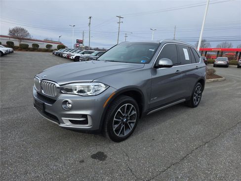 Used 2017 BMW X5 xDrive35i image 11