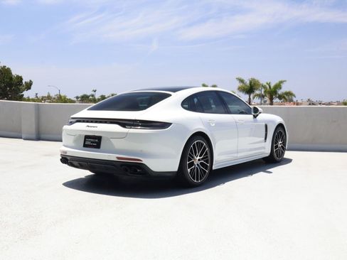Certified 2023 Porsche Panamera Platinum Edition RWD image 9