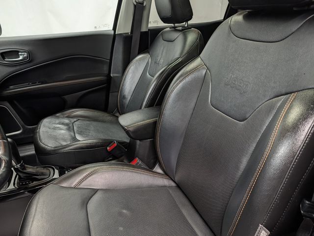 Used 2020 Jeep Compass Limited AWD/4WD image 10