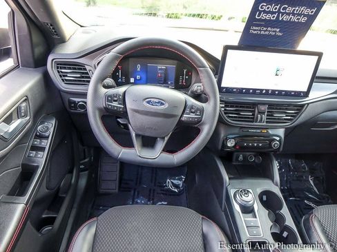 Used 2024 Ford Escape ST-Line w/ Tech Pack #1 AWD/4WD image 13