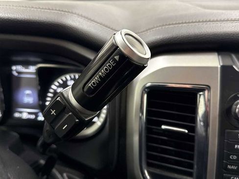 Used 2017 Nissan Titan PRO-4X image 22