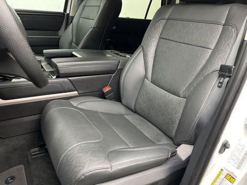 Used 2024 Toyota Sequoia Limited w/ Tow Technology Package AWD/4WD image 19
