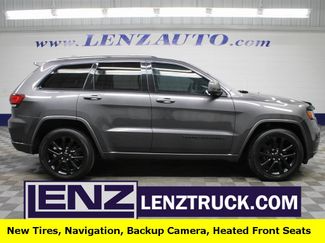Used 2017 Jeep Grand Cherokee Altitude image 1