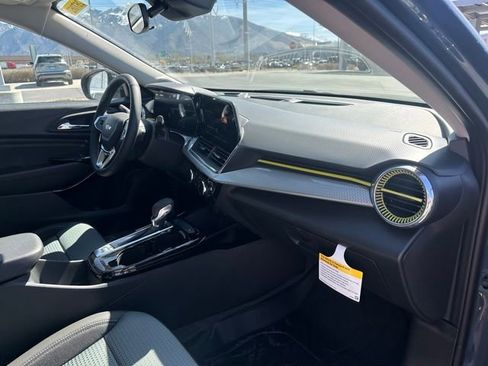 New 2026 Chevrolet Trax LT w/ Driver Confidence Package FWD image 19