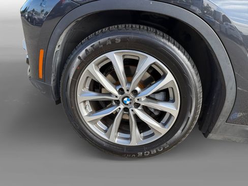 Used 2019 BMW X3 xDrive30i w/ Premium Package AWD/4WD image 9