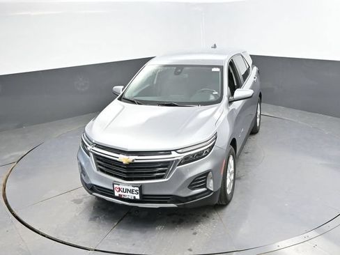 Used 2024 Chevrolet Equinox LT FWD image 37