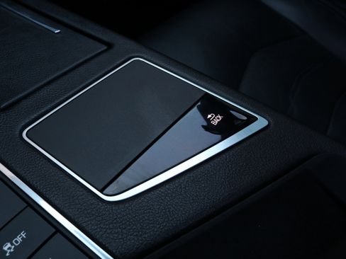 Used 2018 Cadillac CT6 Luxury image 37