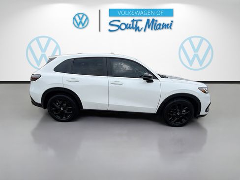 Used 2025 Honda HR-V EX-L image 8