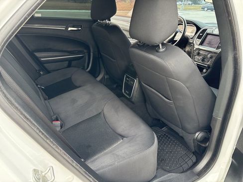 Used 2021 Chrysler 300 Touring w/ Sport Appearance Package image 12