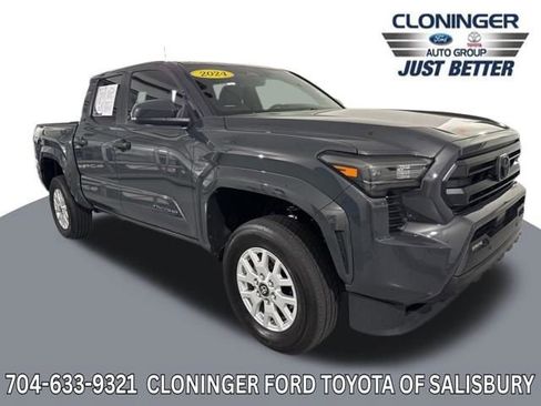 Used 2024 Toyota Tacoma SR5 w/ SR5 Upgrade Package RWD image 1