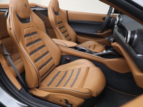 Certified 2022 Ferrari Portofino M RWD image 19