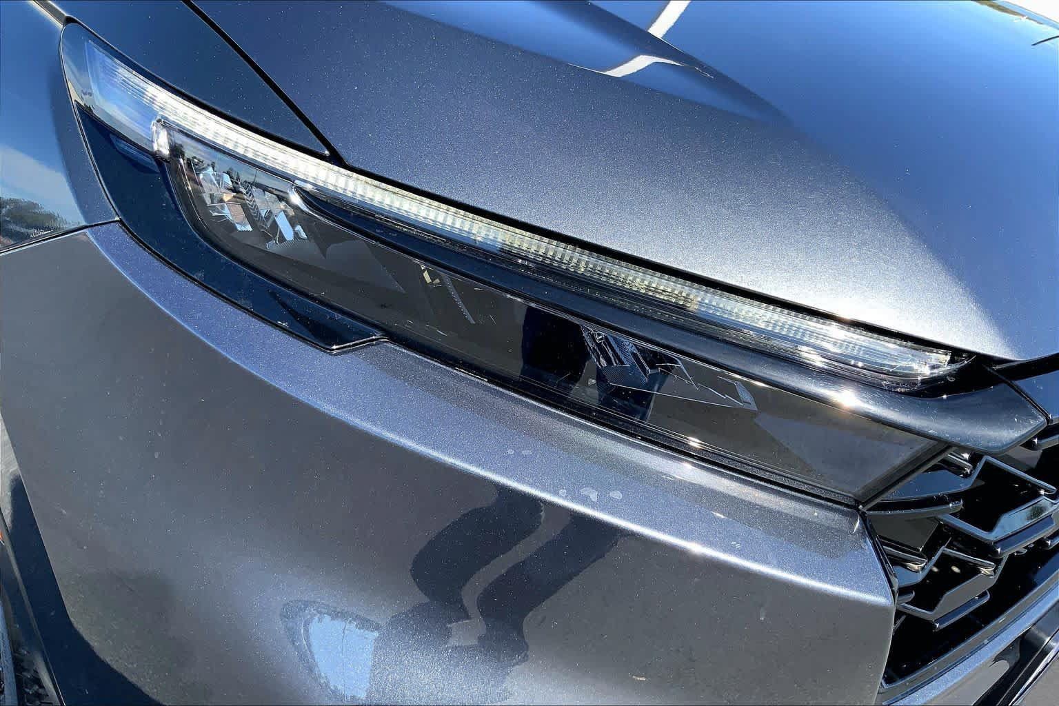 Used 2024 Honda CR-V Sport Touring image 27