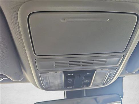 Used 2021 Honda Pilot Special Edition image 26