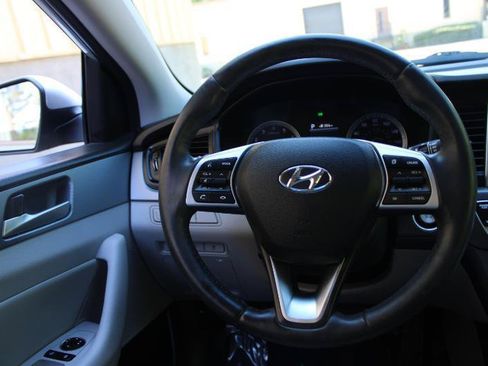 Used 2019 Hyundai Sonata SEL FWD image 9