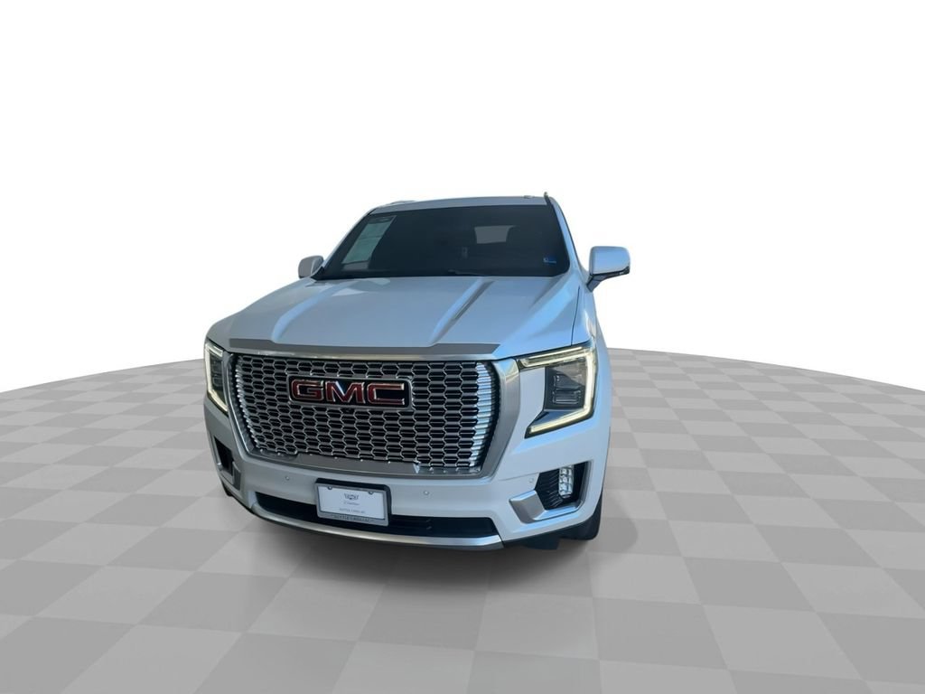 Certified 2024 GMC Yukon XL Denali AWD/4WD image 3