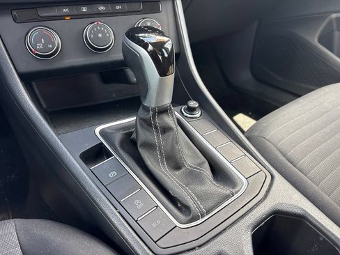 Used 2024 Volkswagen Jetta S FWD image 23