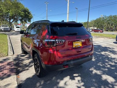 Used 2025 Jeep Compass Trailhawk AWD/4WD image 5