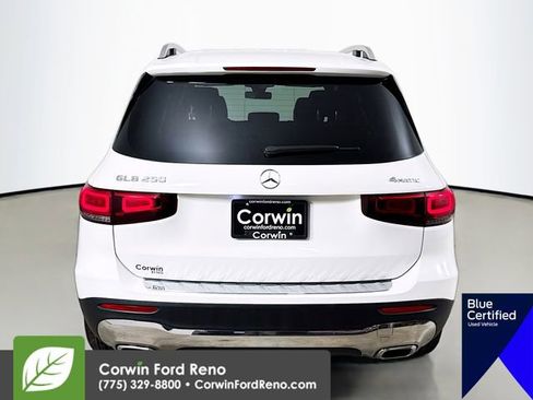 Used 2023 Mercedes-Benz GLB 250 4MATIC image 8