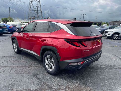 Used 2022 Hyundai Tucson SE w/ Cargo Package FWD image 5