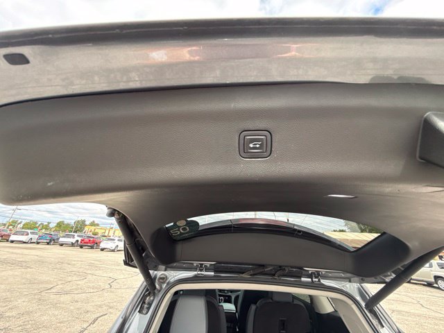 Certified 2020 Buick Enclave Essence w/ Sound and Sites Package AWD/4WD image 33