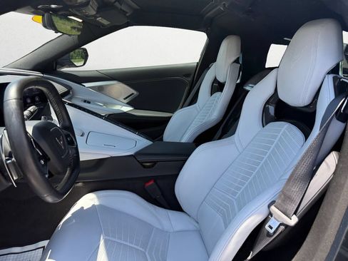 Used 2020 Chevrolet Corvette Stingray Preferred Cpe w/ 2LT Preferred Equipment Group RWD image 9