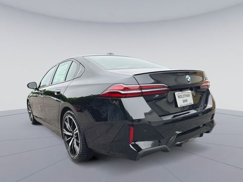 New 2027 BMW 530i RWD image 27