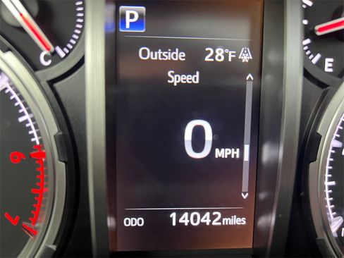 Used 2023 Toyota 4Runner Limited image 19