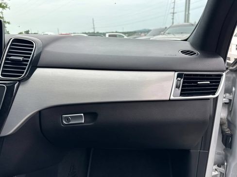 Used 2018 Mercedes-Benz GLE 350 image 18