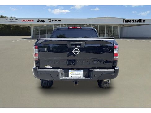 Used 2022 Nissan Frontier S w/ Technology Package RWD image 4