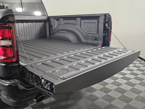 New 2026 RAM 1500 Express AWD/4WD image 15