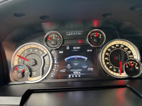 Used 2015 RAM 3500 Laramie AWD/4WD image 9