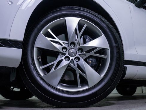 Used 2022 Genesis GV70 3.5T Sport w/ Sport Advanced Package image 6