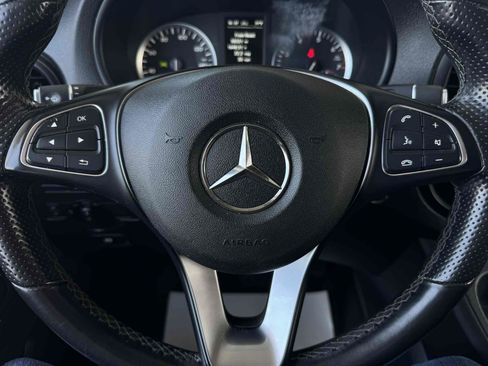 Used 2019 Mercedes-Benz Metris image 14