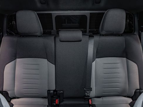 Used 2024 Toyota Tacoma TRD Off-Road w/ TRD Off Road Upgrade Package AWD/4WD image 22