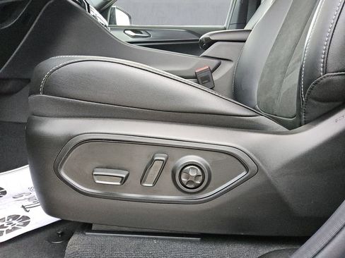 New 2025 Jeep Grand Cherokee L Altitude image 17