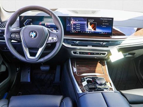 Used 2026 BMW X5 xDrive40i w/ Premium Package image 21