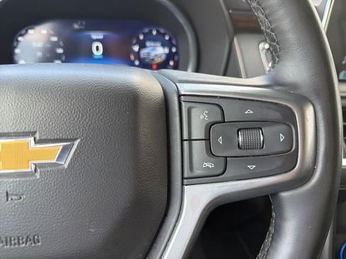 Used 2023 Chevrolet Suburban Premier AWD/4WD image 14