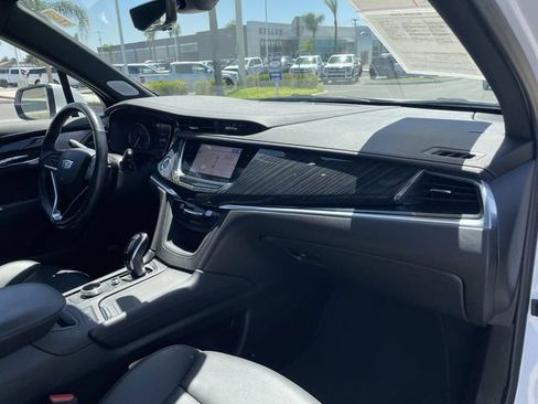 Used 2024 Cadillac XT6 Premium Luxury w/ Technology Package AWD/4WD image 30