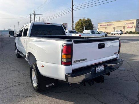 Used 2006 GMC Sierra 3500 SLT w/ Heavy-Duty Power Package image 15