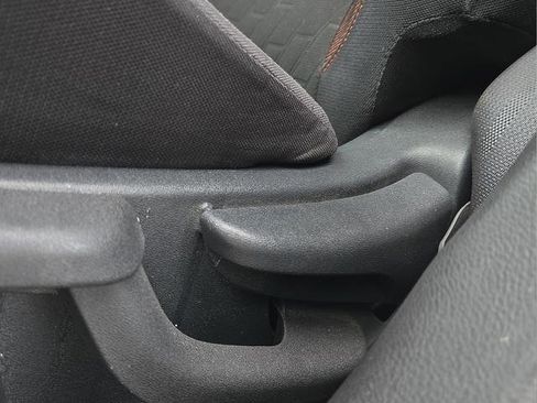 Used 2023 Nissan Kicks SR w/ Interior Electronics Package image 23