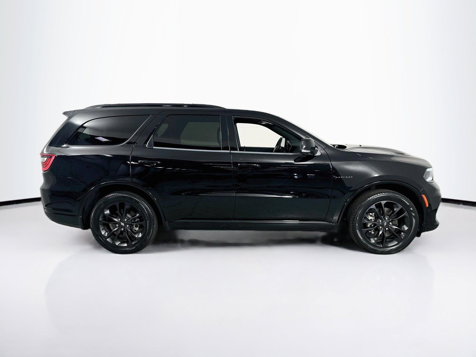 Used 2023 Dodge Durango R/T RWD image 4