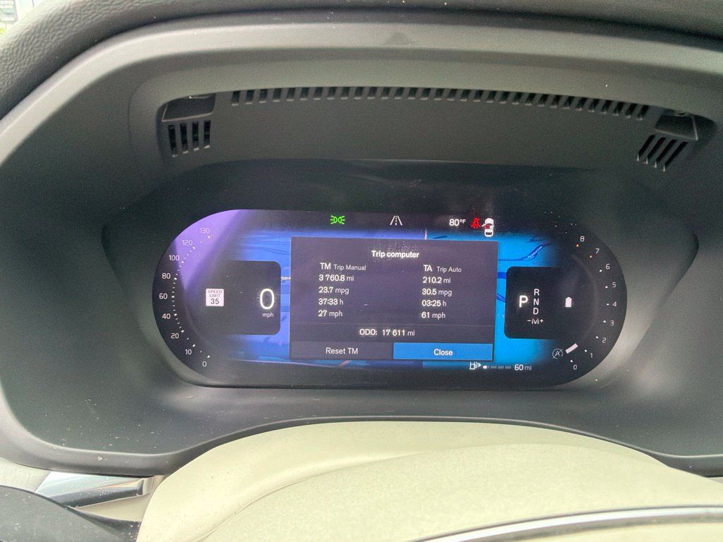 Used 2024 Volvo XC60 B5 Core w/ Protection Package Premier AWD/4WD image 7