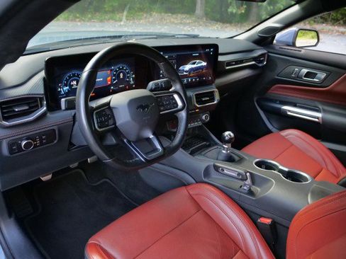 Used 2024 Ford Mustang GT Premium w/ GT Performance Package RWD image 2