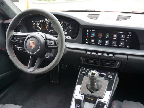 Certified 2025 Porsche 911 GT3 RWD image 23