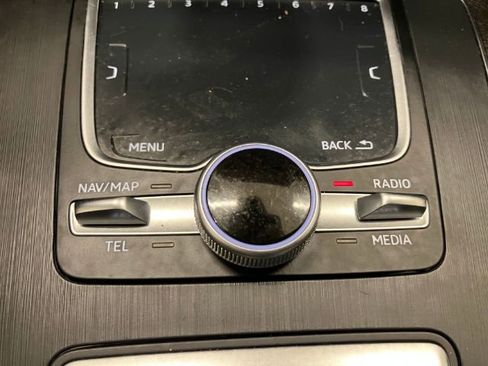 Used 2018 Audi Q5 Prestige w/ Prestige Package AWD/4WD image 39