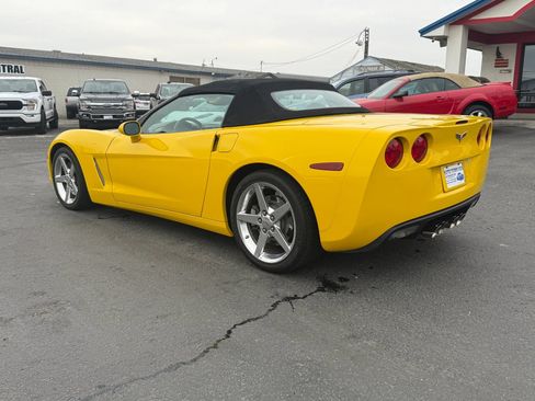 Used 2006 Chevrolet Corvette Convertible w/ Preferred Equipment Group RWD image 3
