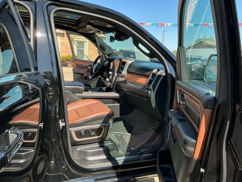 Used 2022 RAM 1500 Limited image 27