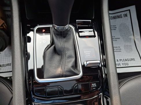 New 2025 Jeep Compass Limited w/ Sun & Sound Group image 21