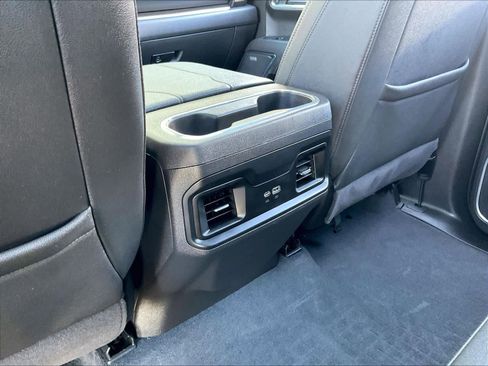 Used 2023 Chevrolet Silverado 1500 LT Trail Boss w/ LT Trail Boss Premium Package image 28